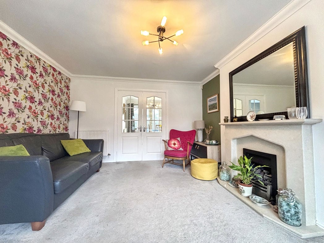 Property image 4 of 32