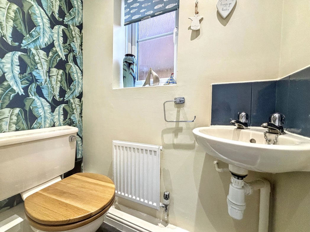 Property image 13 of 32