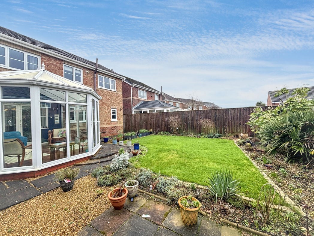 Property image 28 of 32