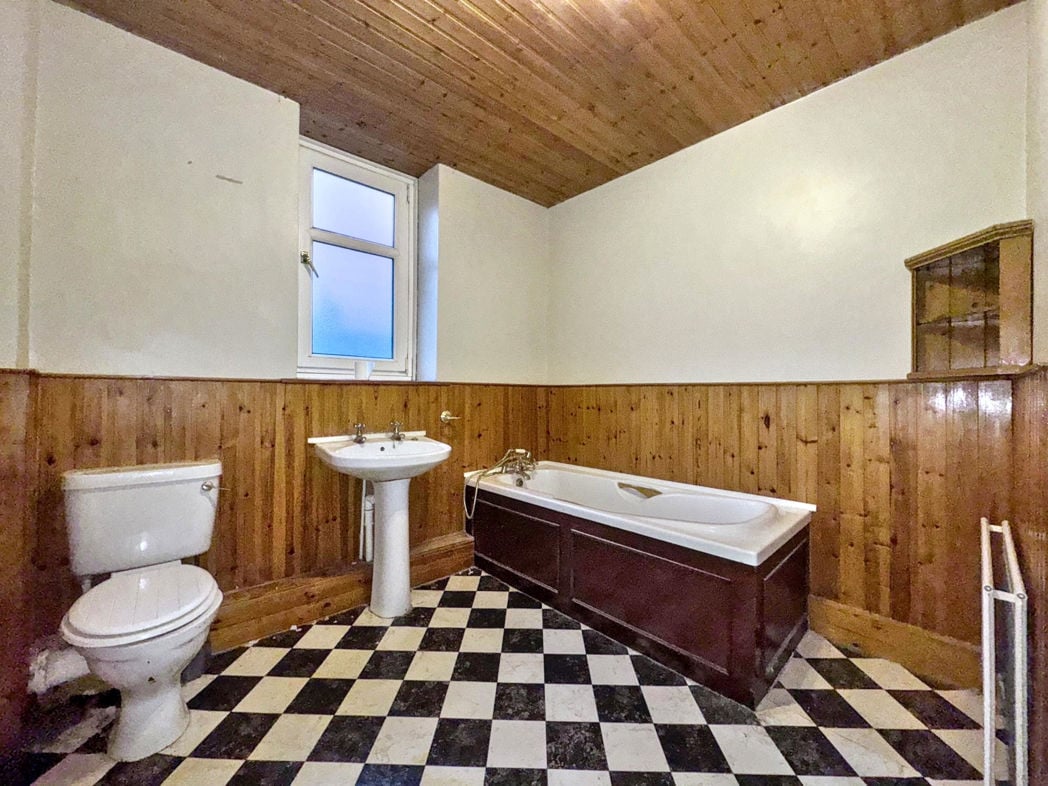 32, Gateshead, Tyne and Wear, NE10 9HQ