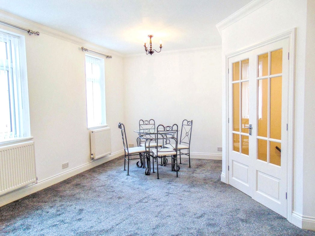 Property image 3 of 10