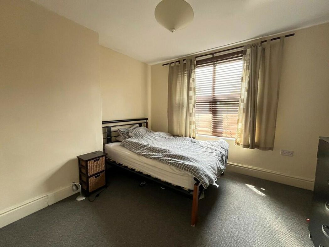 Property image 8 of 15