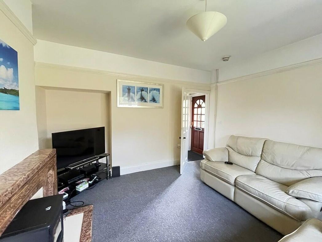Property image 2 of 15