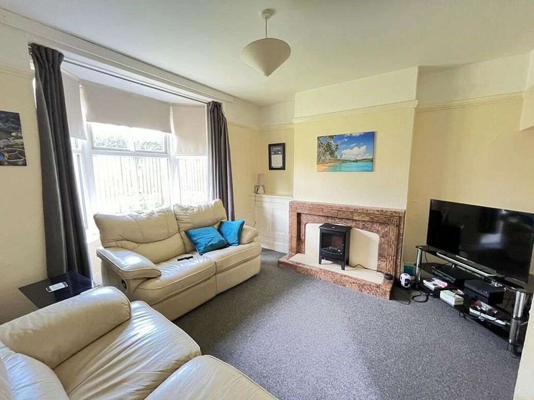 Property image 3 of 15