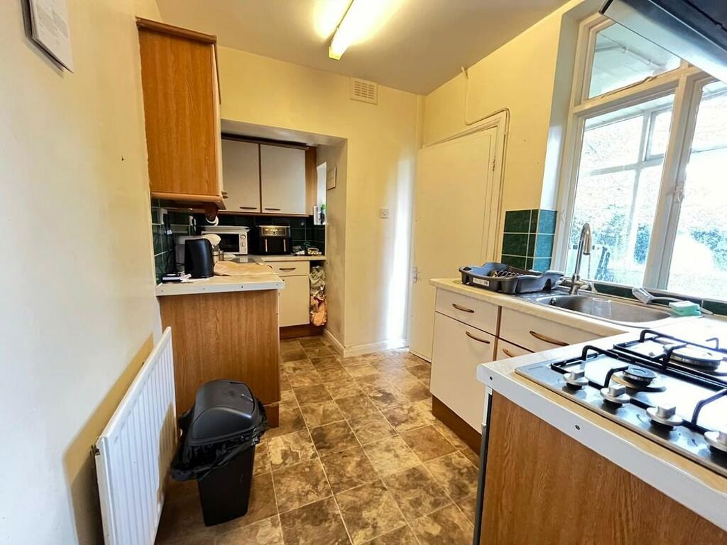 Property image 5 of 15