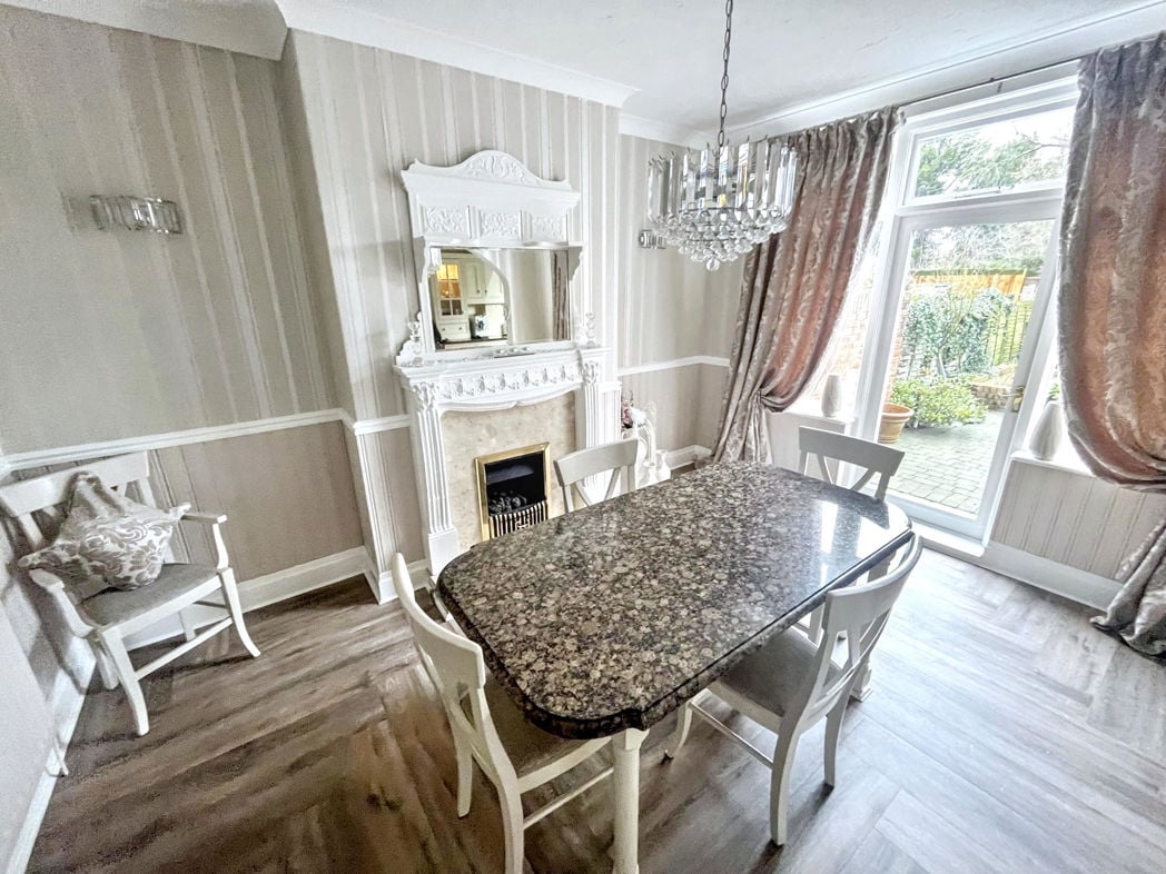 Property image 7 of 24