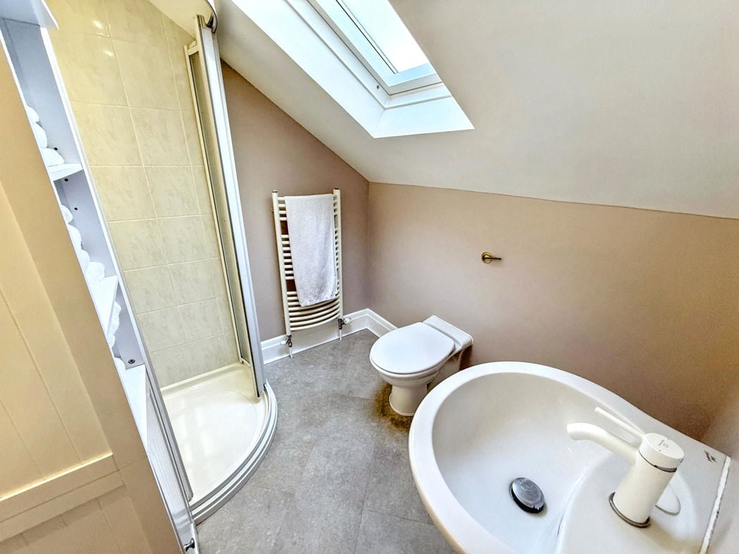 Property image 15 of 24