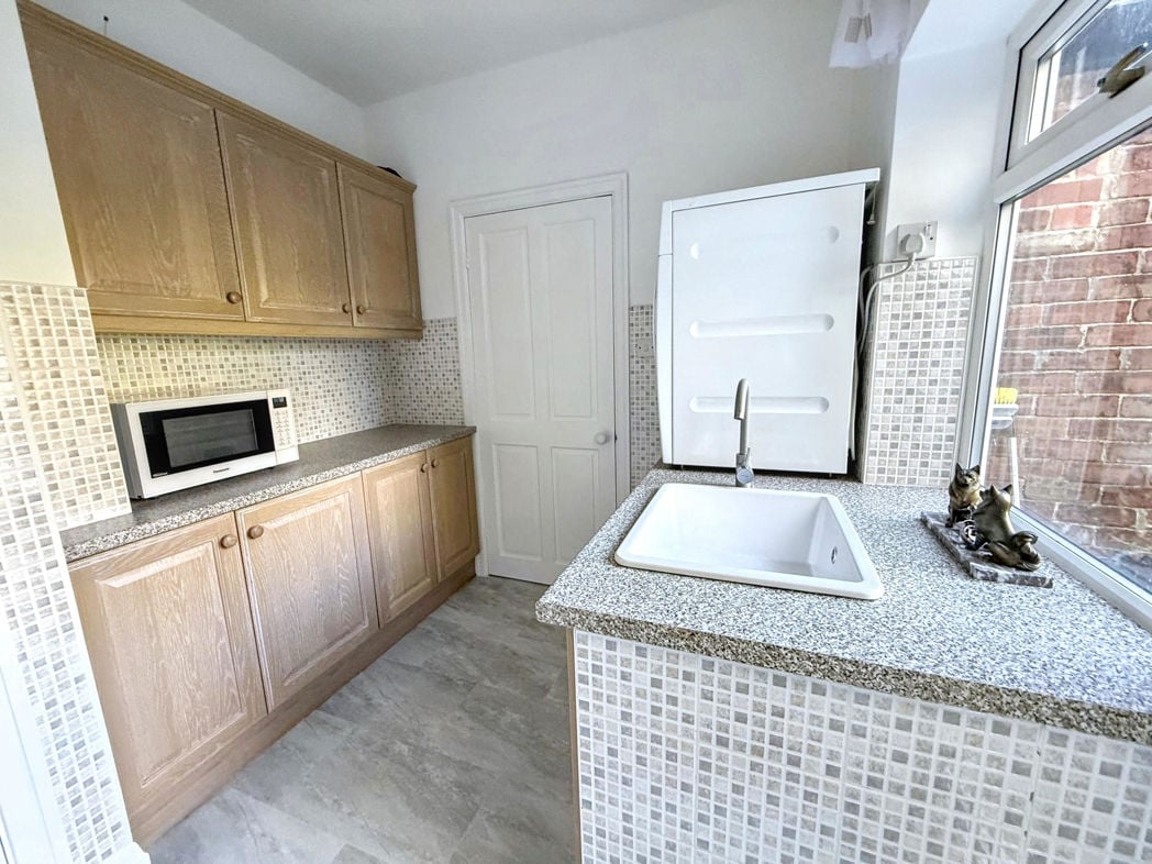 Property image 8 of 24
