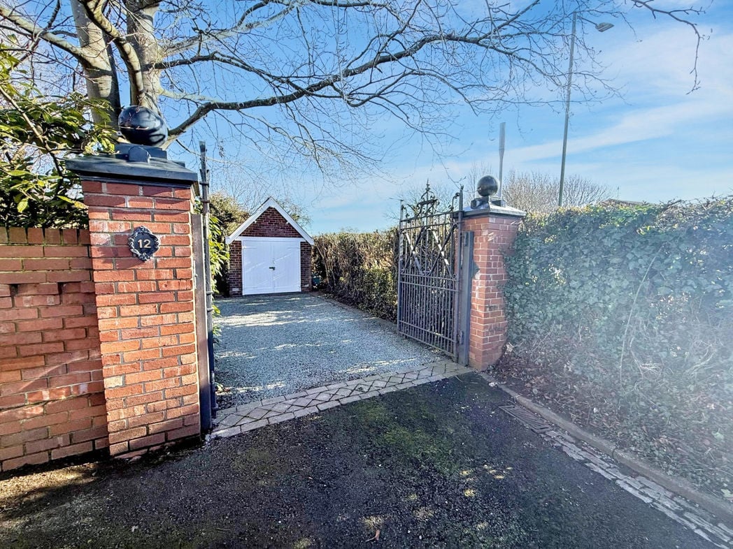 Property image 20 of 24