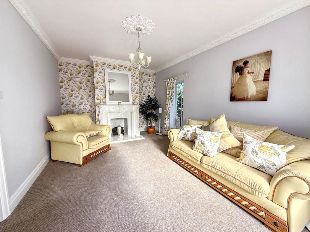Property image 9 of 24