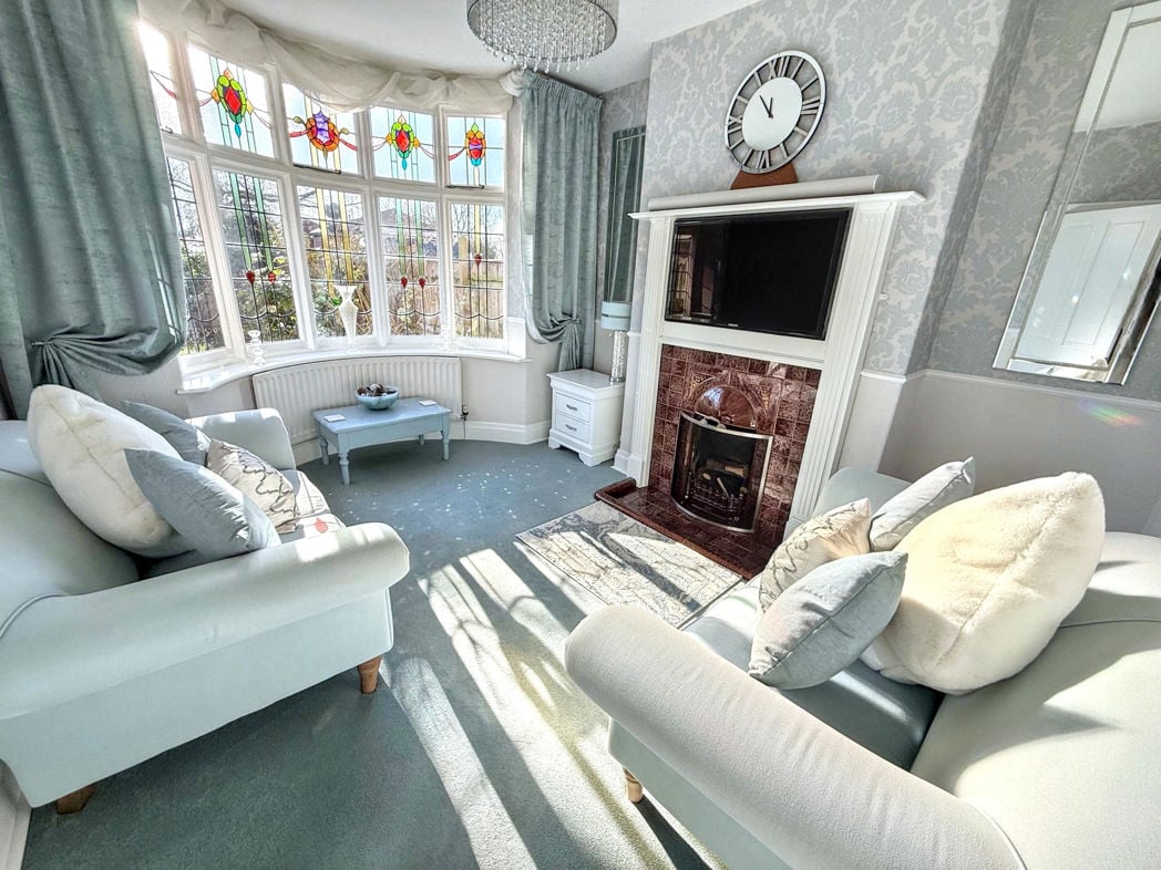 Property image 3 of 24
