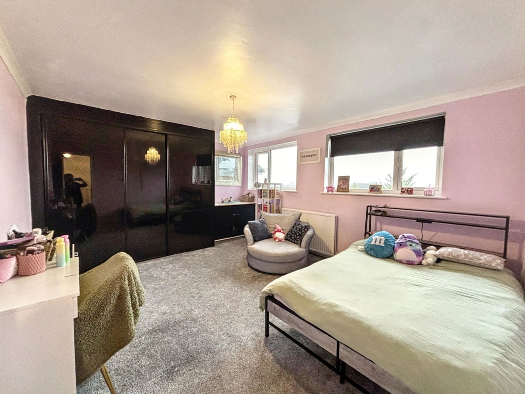 Property image 39 of 50
