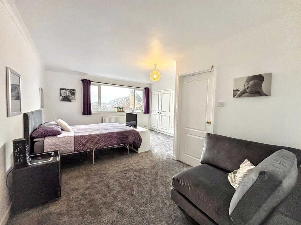 Property image 23 of 50