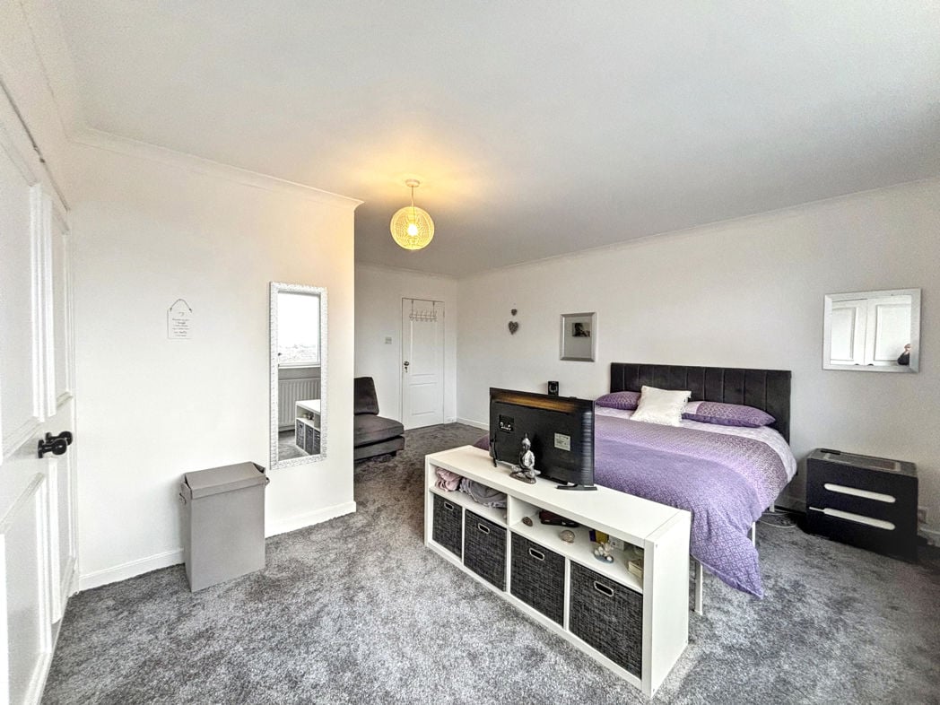 Property image 24 of 50