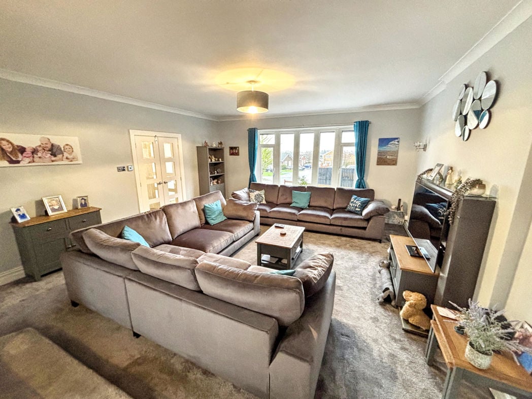Property image 9 of 50