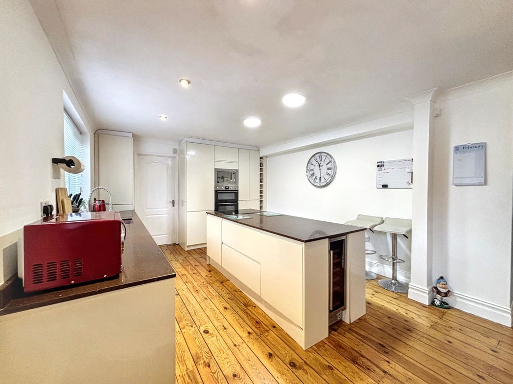Property image 16 of 50