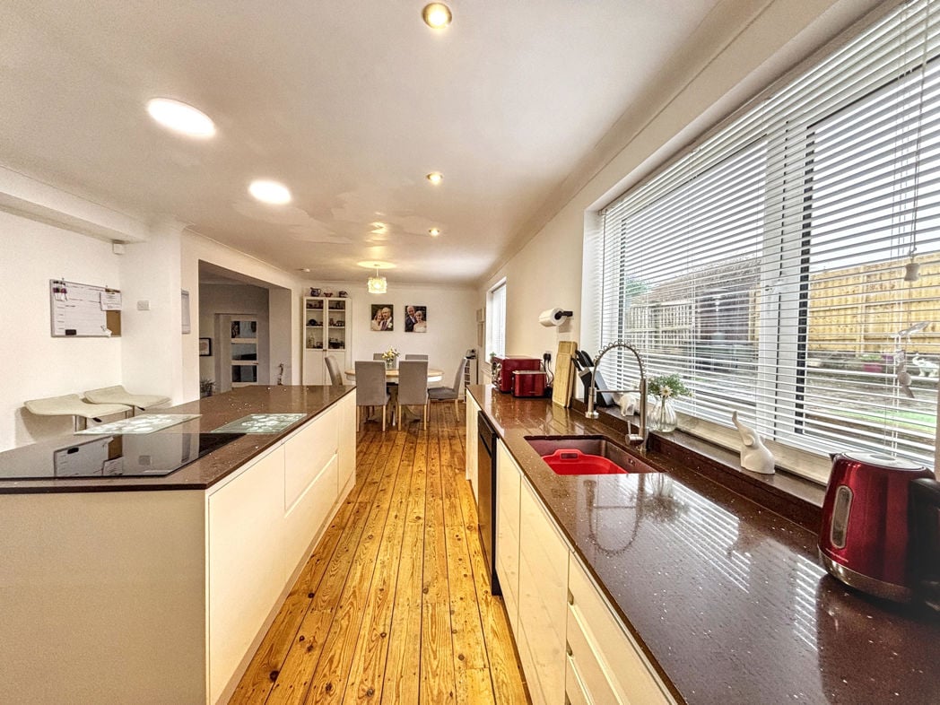 Property image 17 of 50