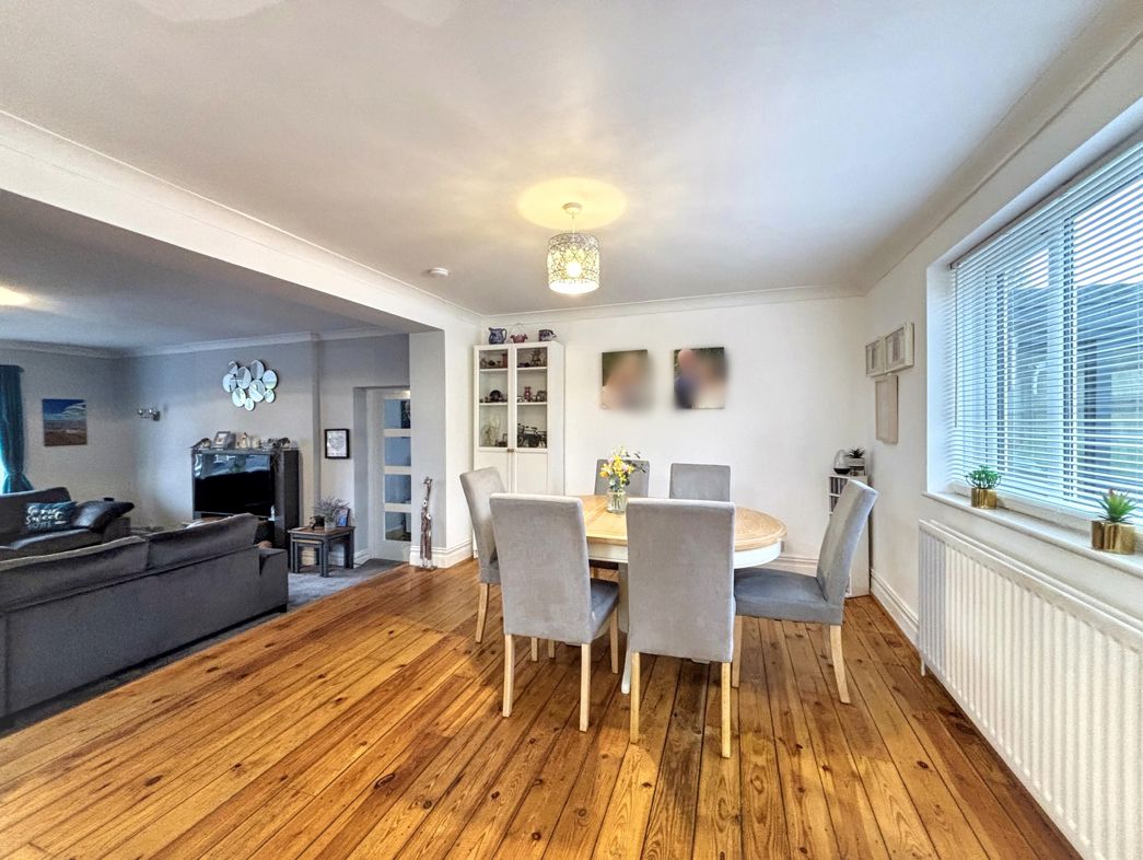 Property image 11 of 50