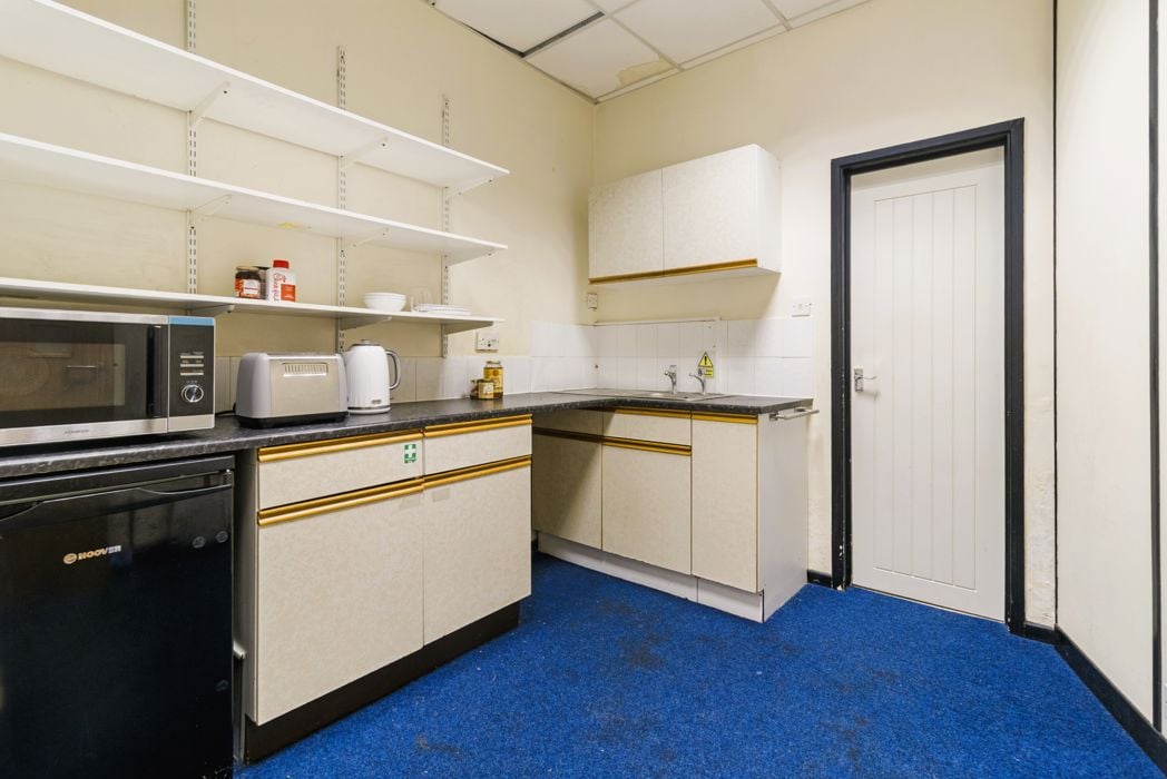 Property image 12 of 14