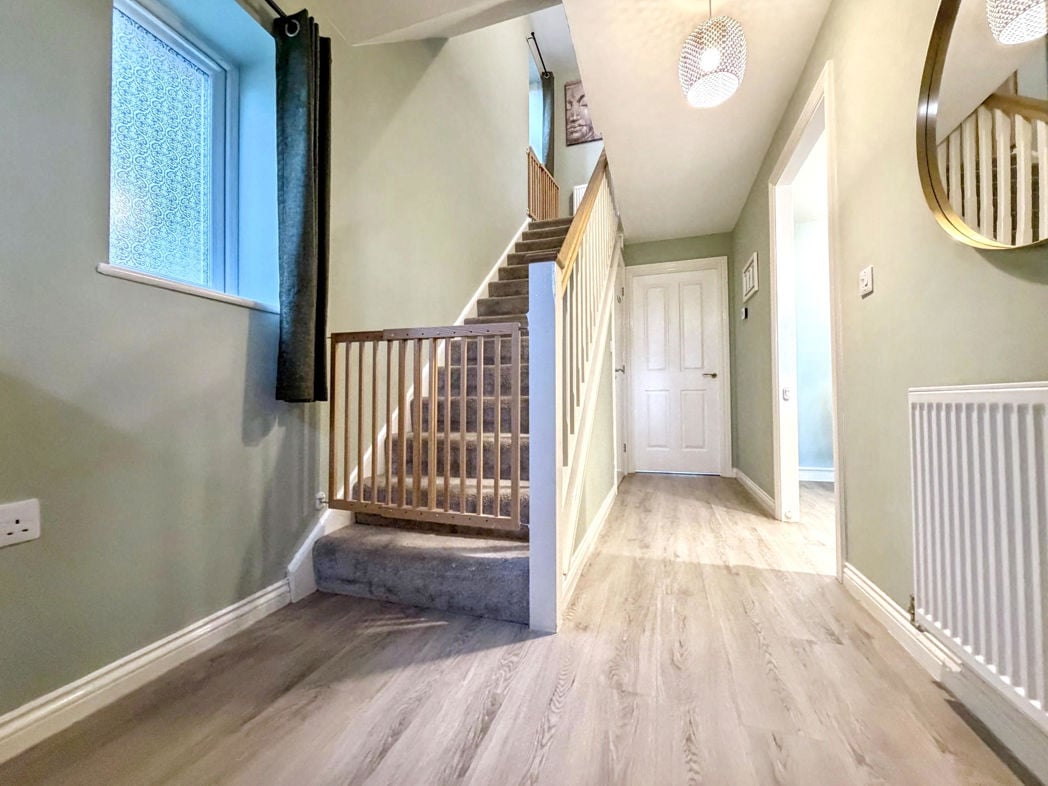Property image 4 of 23