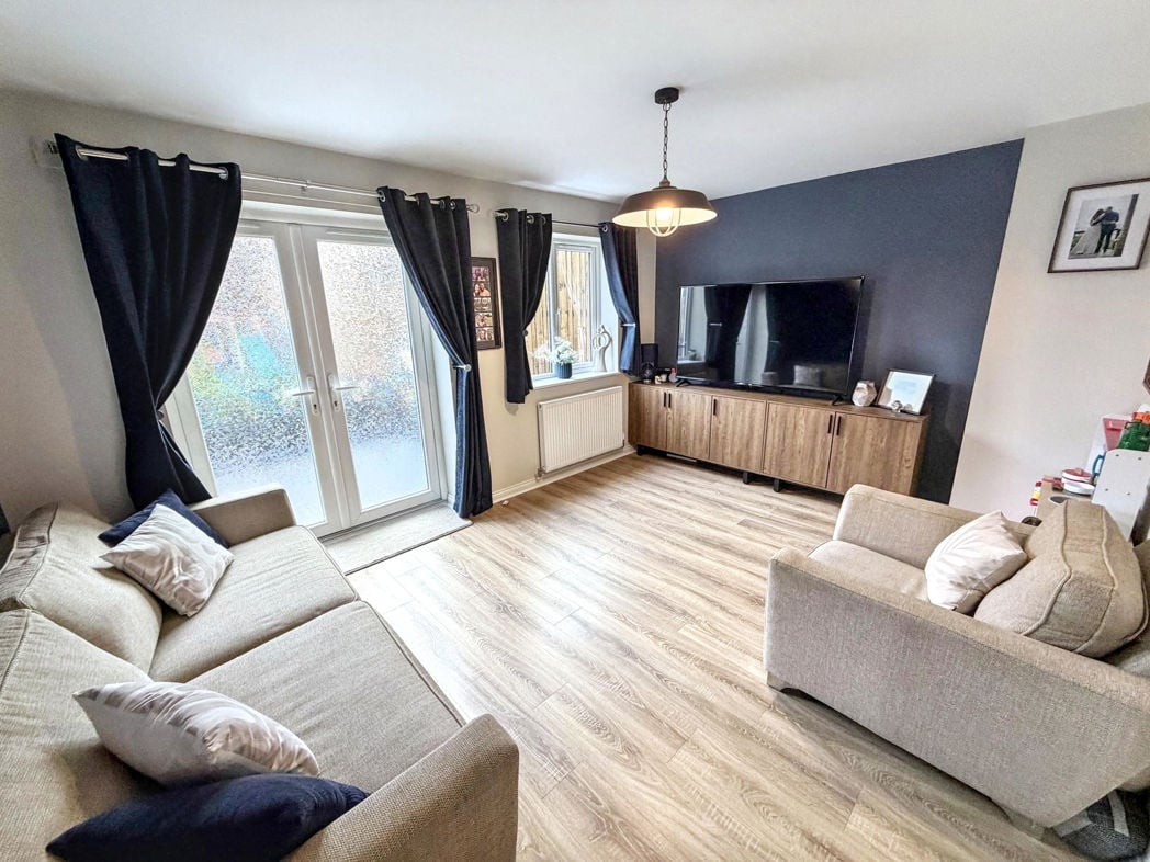Property image 6 of 23