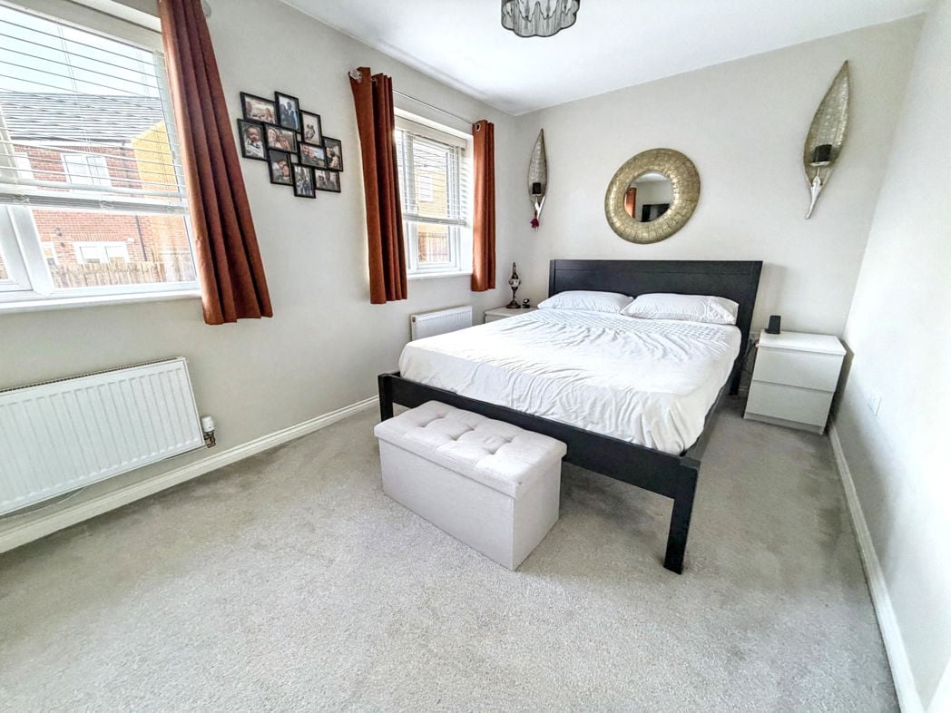 Property image 12 of 23