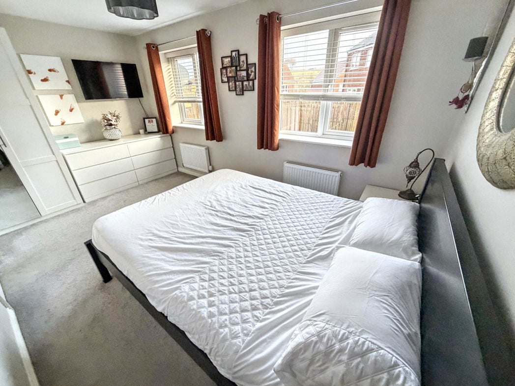 Property image 14 of 23