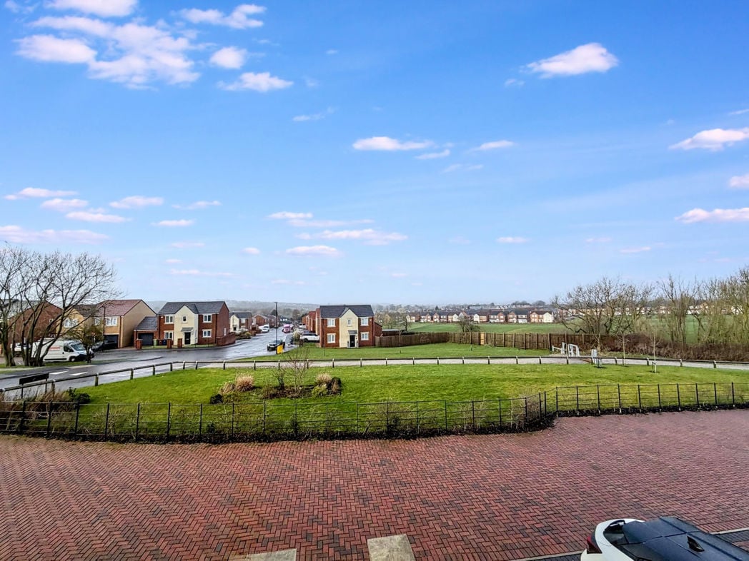 Property image 20 of 23