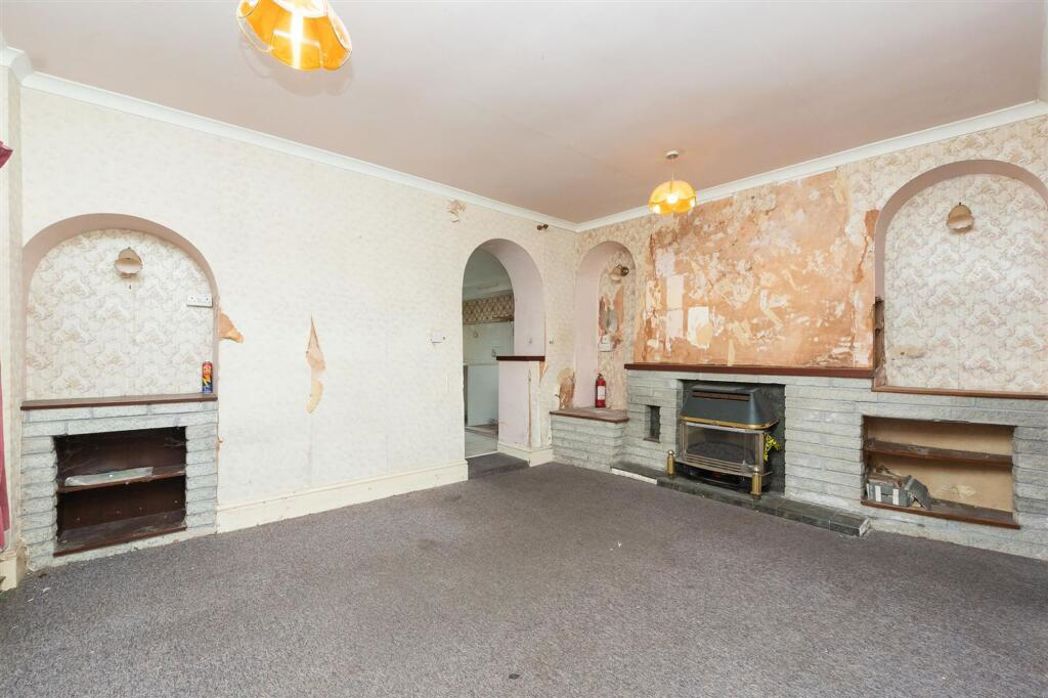 15, Bristol, Gloucestershire, BS30 5JX