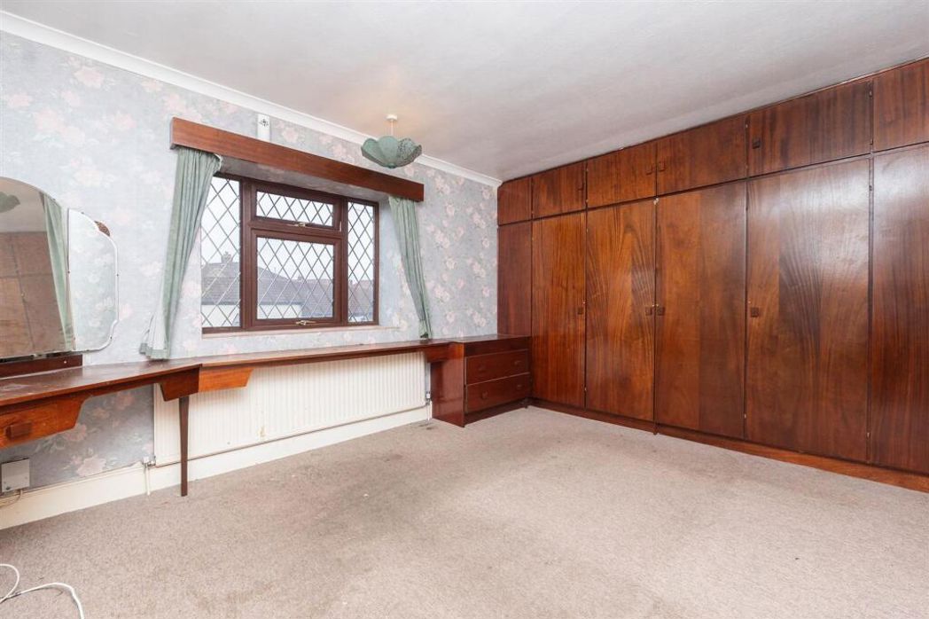 15, Bristol, Gloucestershire, BS30 5JX