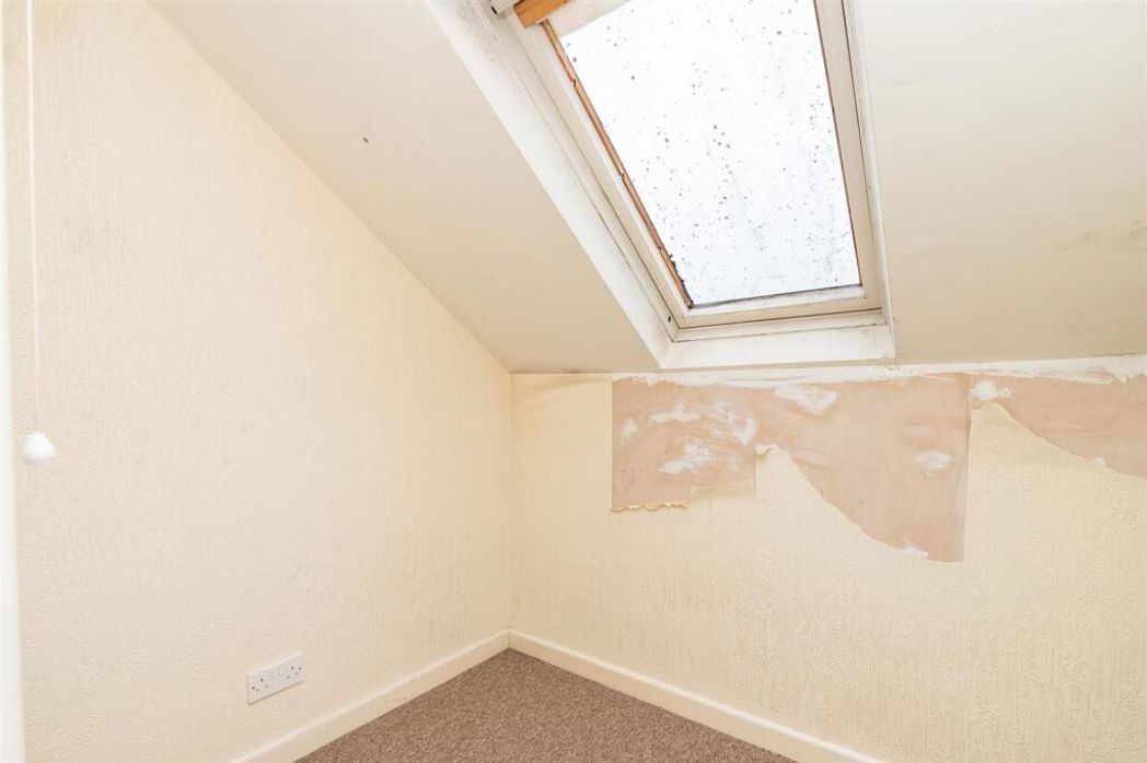 15, Bristol, Gloucestershire, BS30 5JX