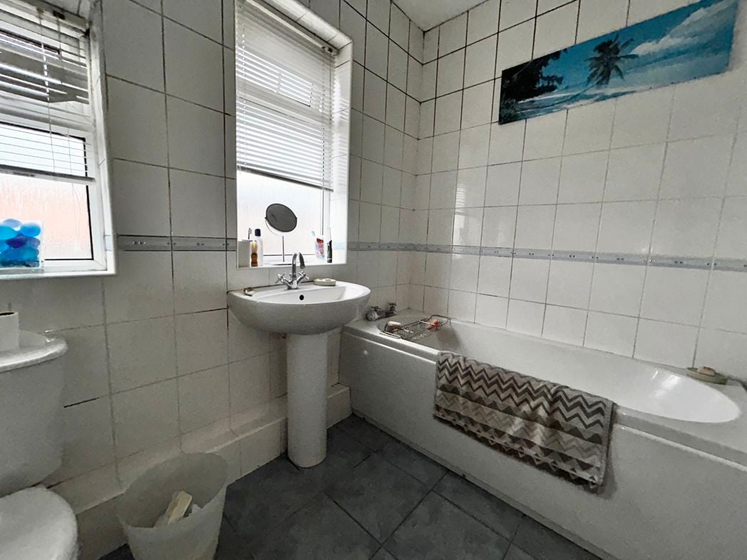 Property image 14 of 18