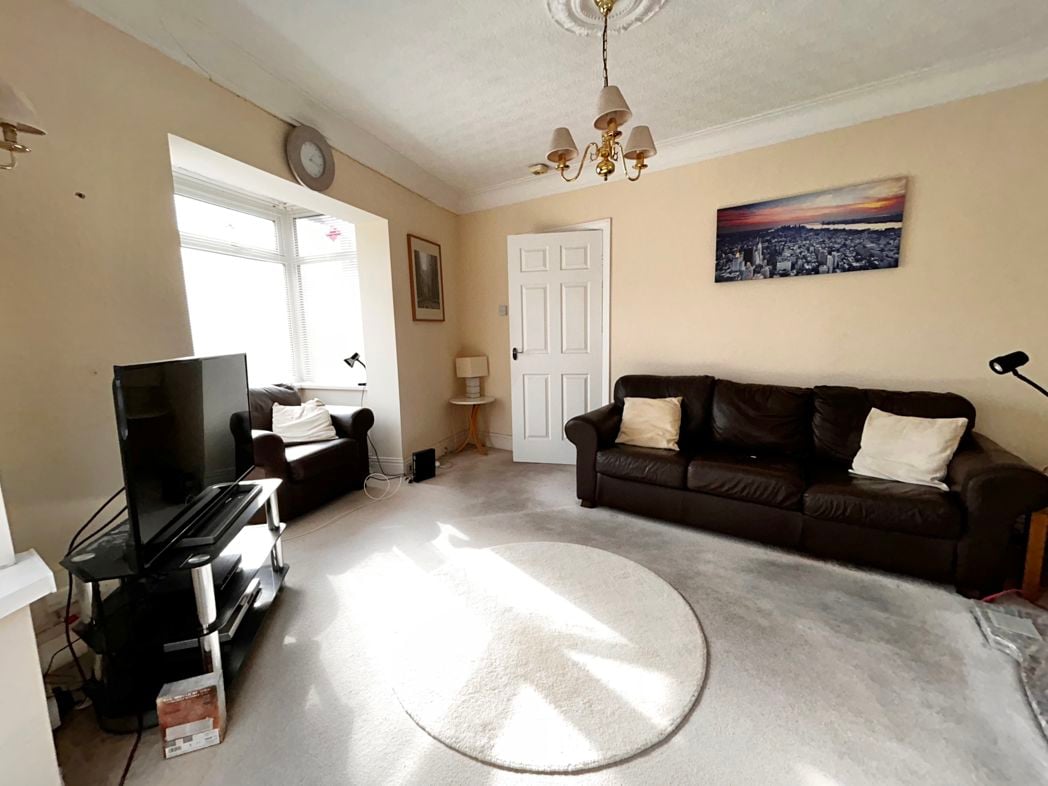 Property image 5 of 18