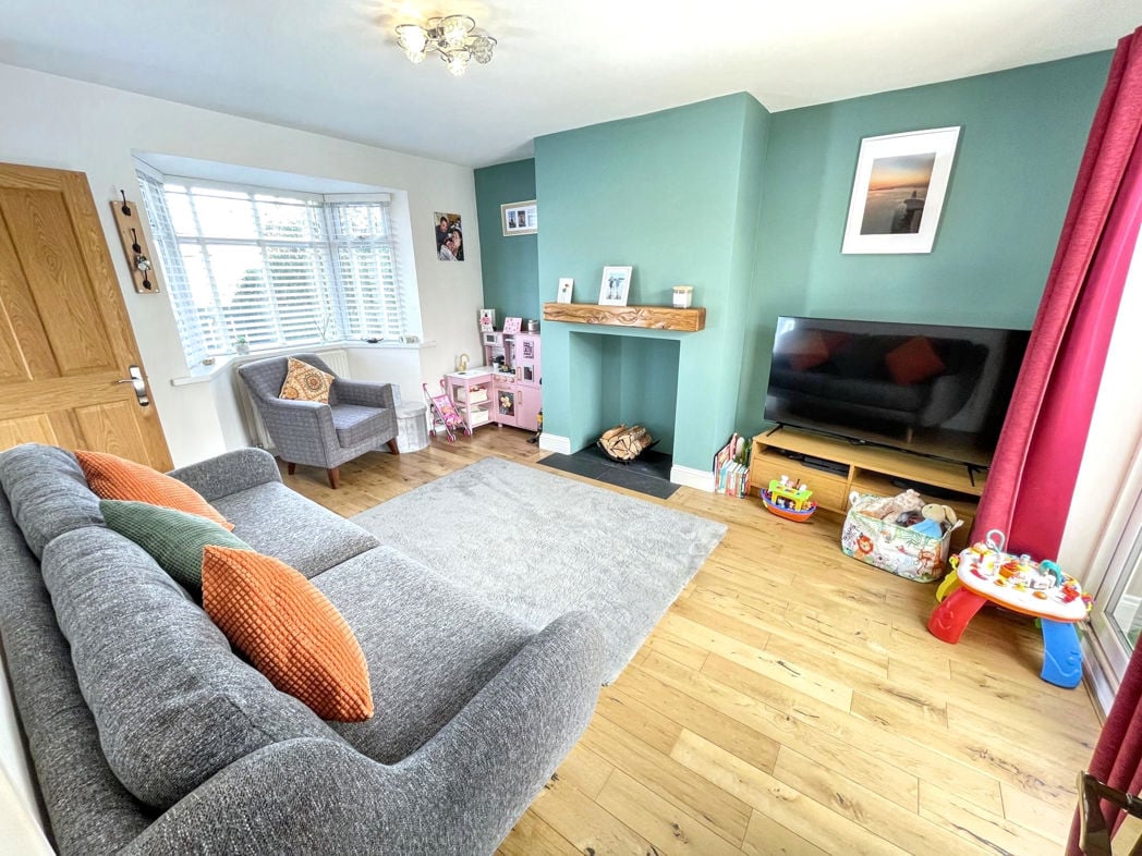 Property image 4 of 12