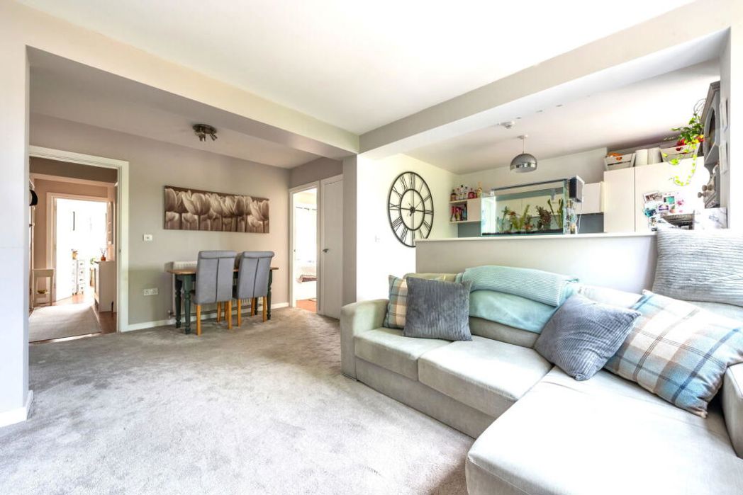 Property image 3 of 12