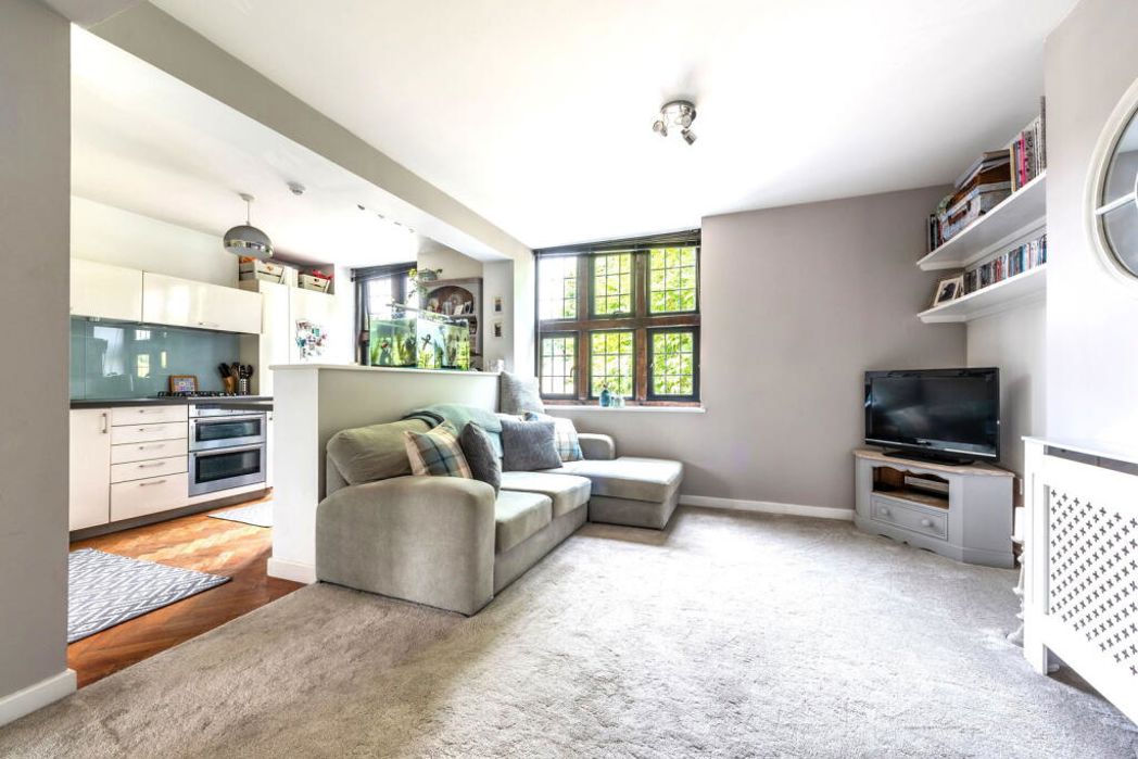 Property image 4 of 12