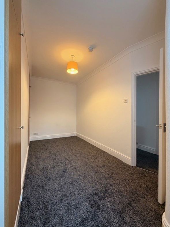 Property image 15 of 23