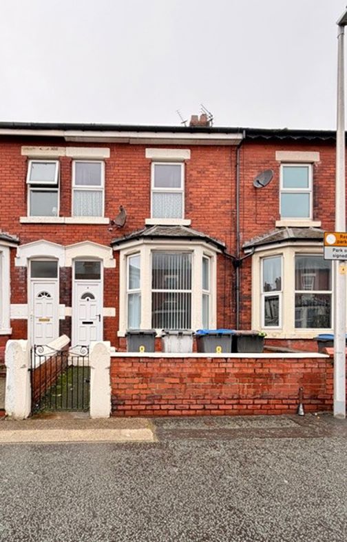 Property image 1 of 23