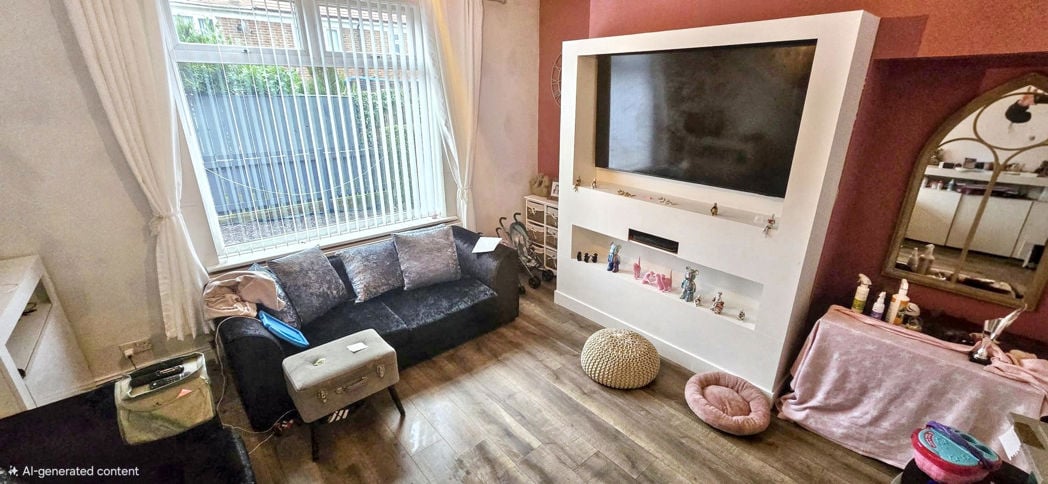 Property image 2 of 13