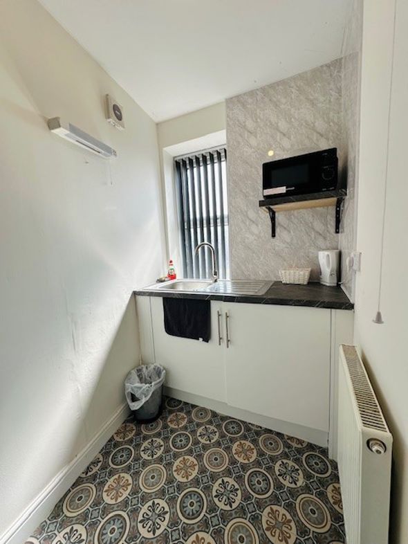 Property image 6 of 47