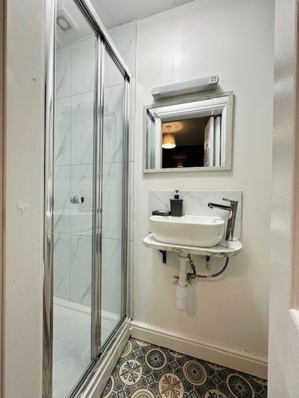 Property image 12 of 47