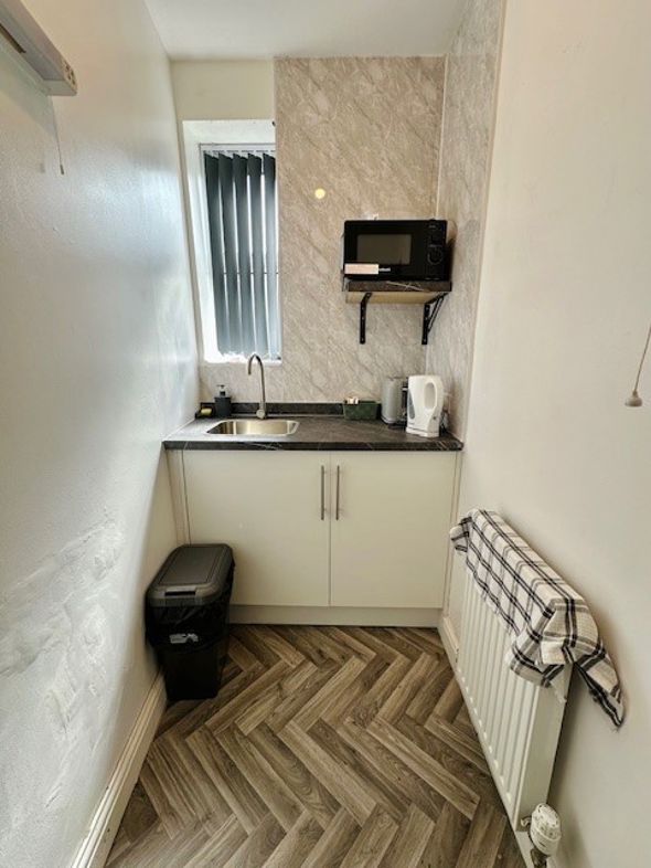 Property image 27 of 47