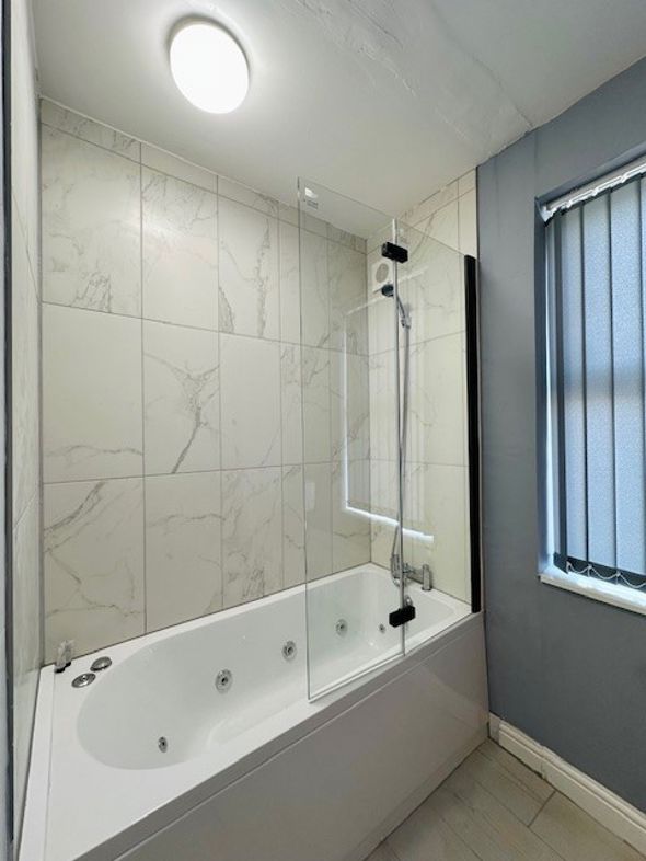 Property image 28 of 47