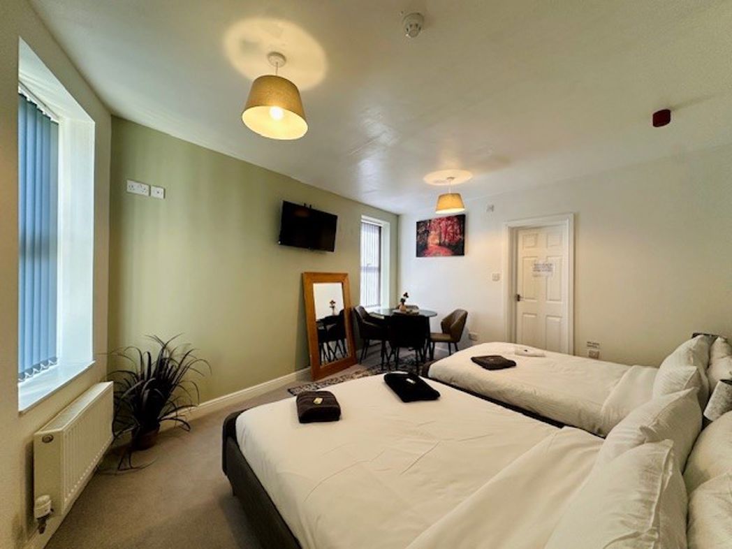 Property image 33 of 47