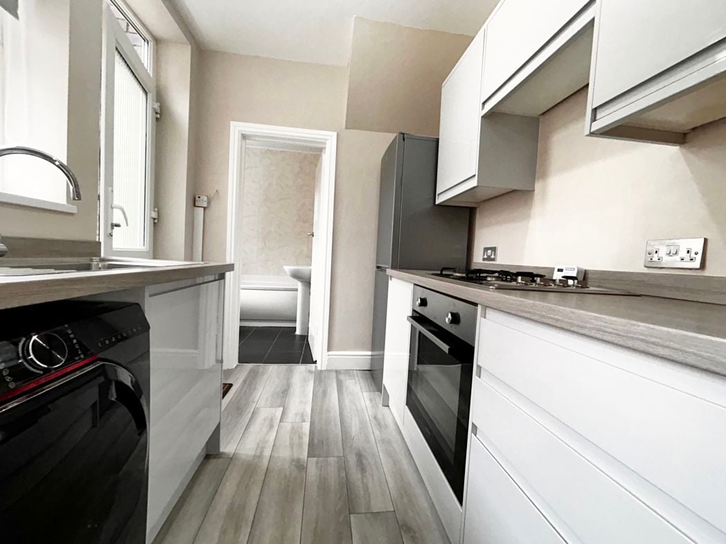 Property image 3 of 12