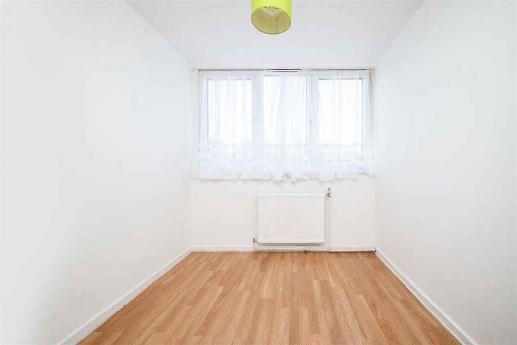 Property image 8 of 14