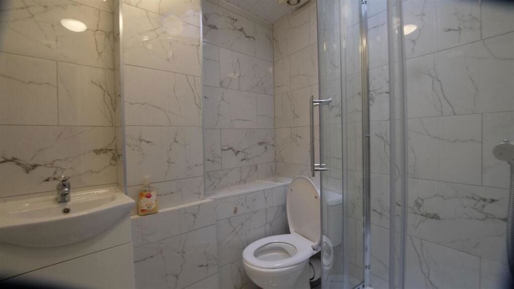 Property image 3 of 7