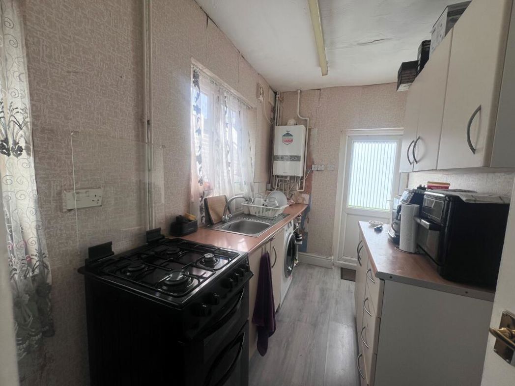Property image 5 of 15