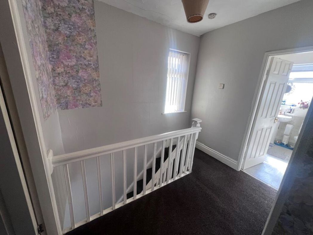 Property image 7 of 15