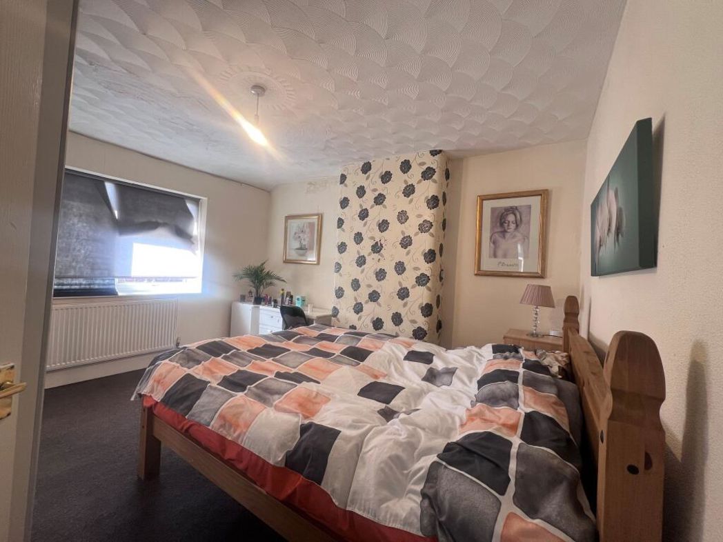 Property image 8 of 15
